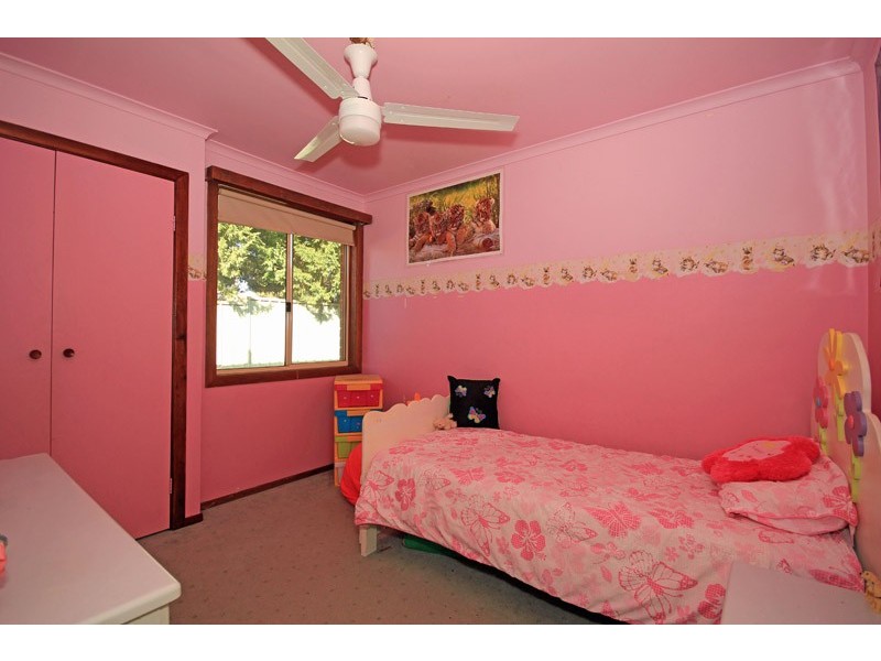 24 Mason Street, Thirlmere NSW 2572