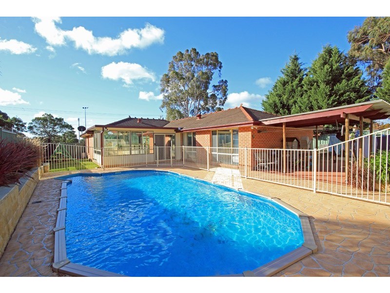 24 Mason Street, Thirlmere NSW 2572