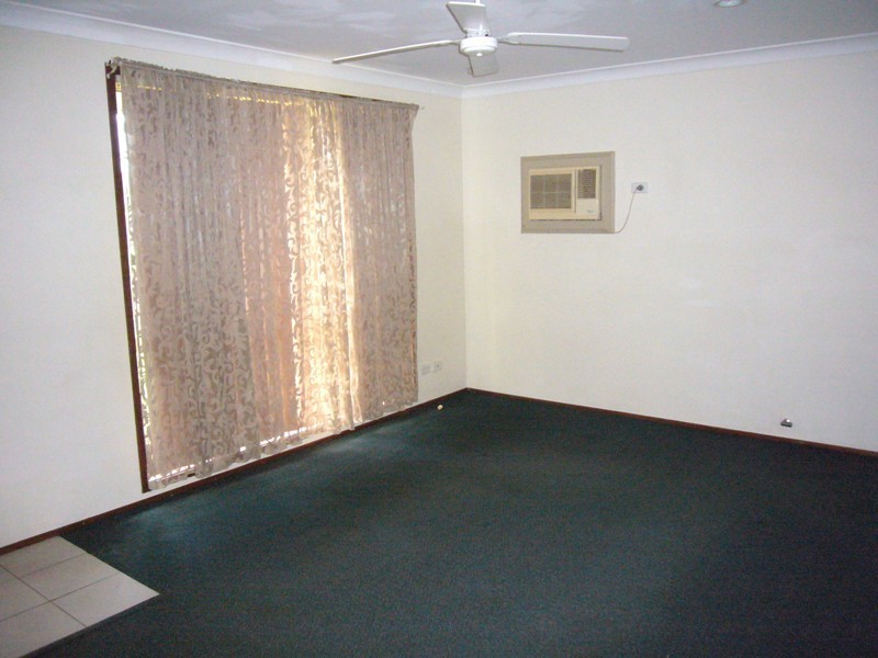 24 Westmoreland Road, Minto NSW 2566