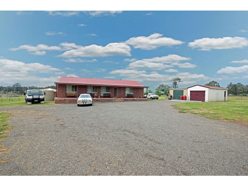 26 Lyrebird Road, Pheasants Nest NSW 2574