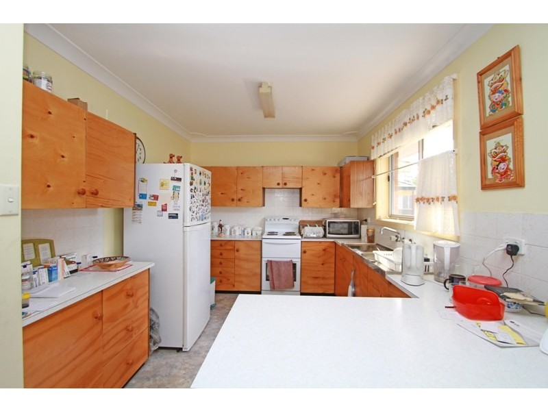 61 Pitt Street, Tahmoor NSW 2573