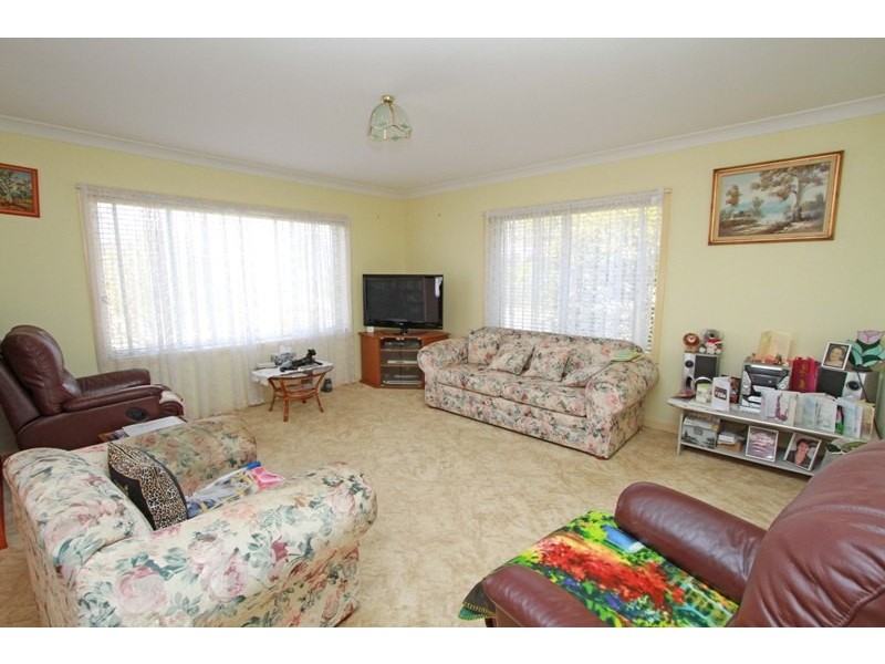 61 Pitt Street, Tahmoor NSW 2573