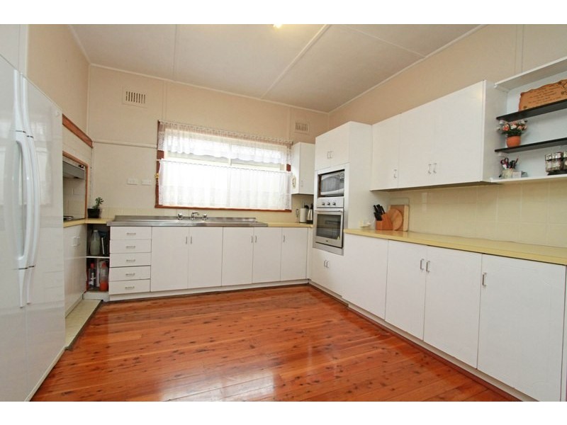 193 Great Southern Road, Bargo NSW 2574