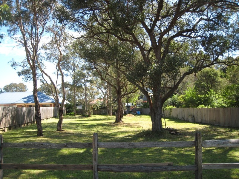 2a Antill Street, Thirlmere NSW 2572