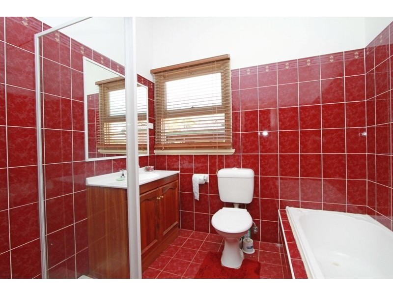 5B Huen Place, Tahmoor NSW 2573