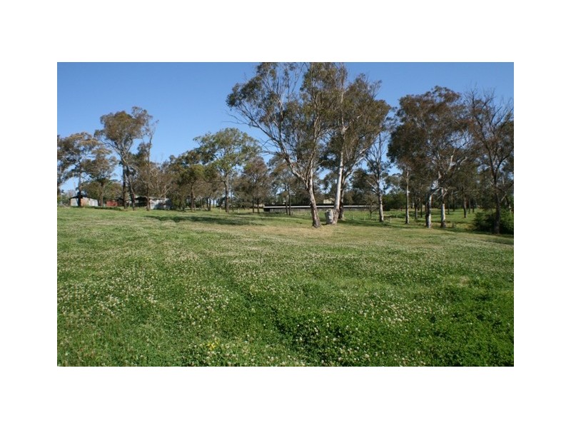95 Burns Road, Thirlmere NSW 2572