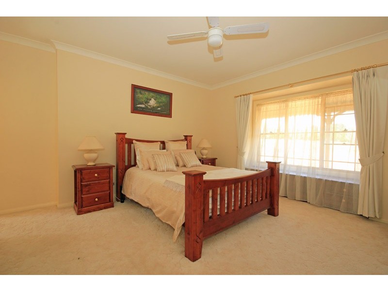 118 Lawson Road, Pheasants Nest NSW 2574
