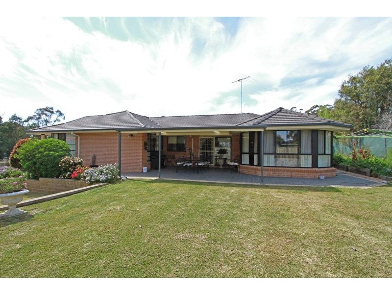 19 Pearce Street, Hill Top NSW 2575