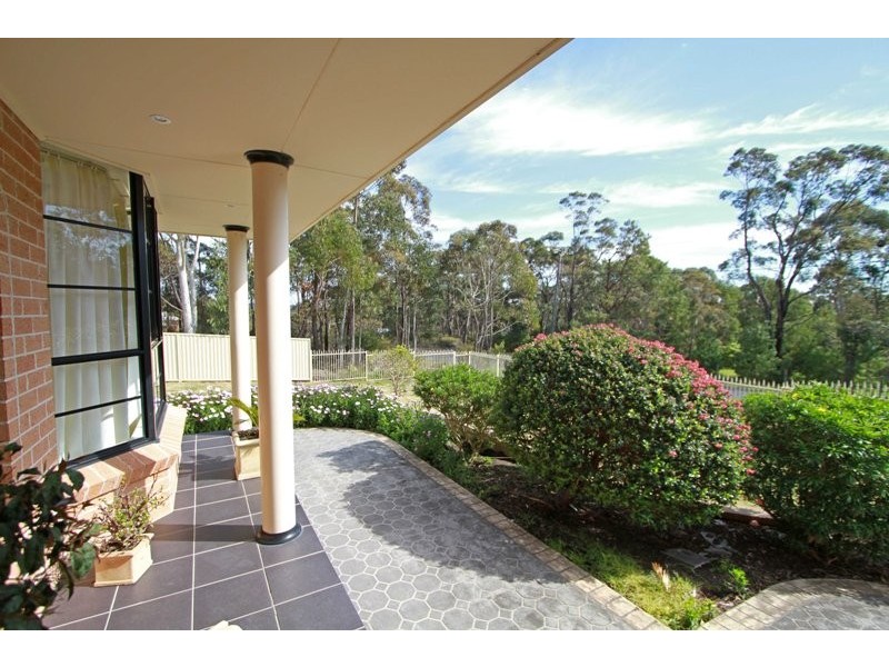 19 Pearce Street, Hill Top NSW 2575