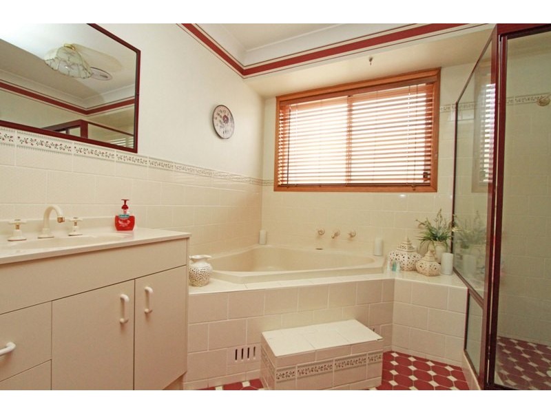 14 Magnolia Drive, Picton NSW 2571