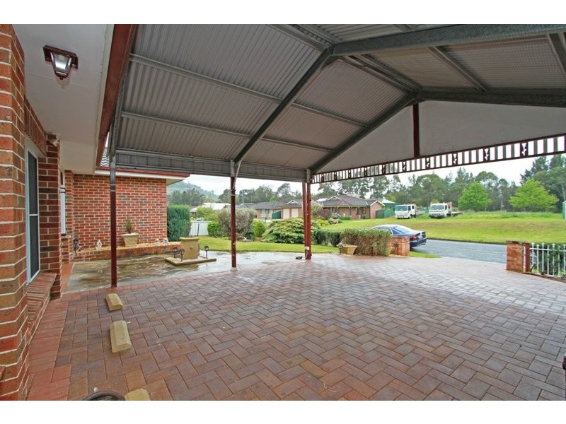 14 Magnolia Drive, Picton NSW 2571