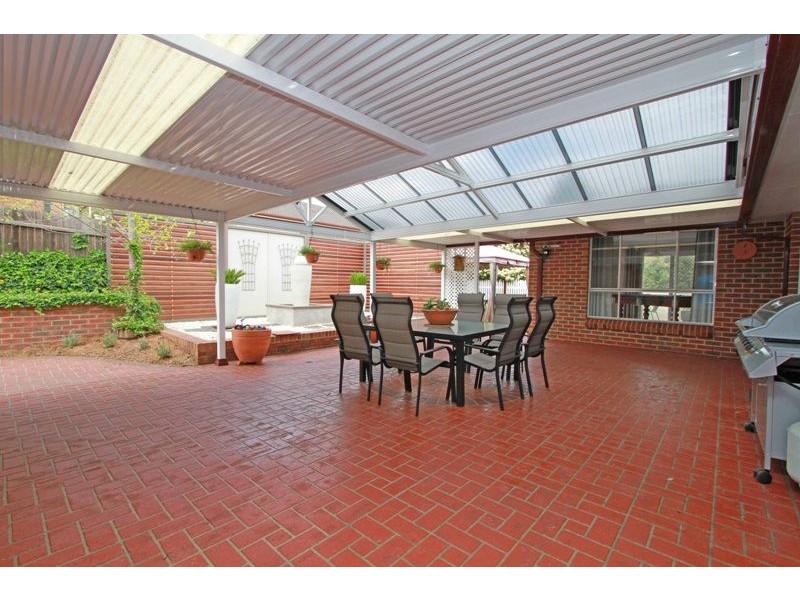 3 Emmett Close, Picton NSW 2571