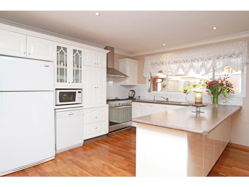 3 Emmett Close, Picton NSW 2571