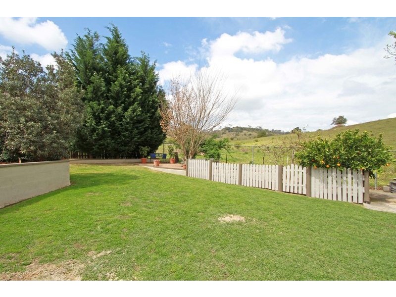 3 Emmett Close, Picton NSW 2571