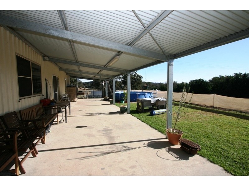 137 Lyrebird Road, Pheasants Nest NSW 2574