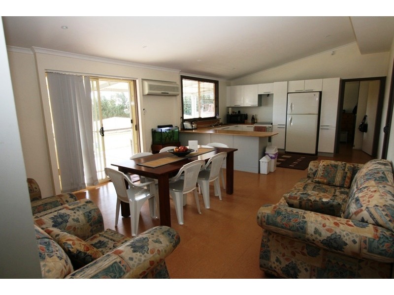 137 Lyrebird Road, Pheasants Nest NSW 2574