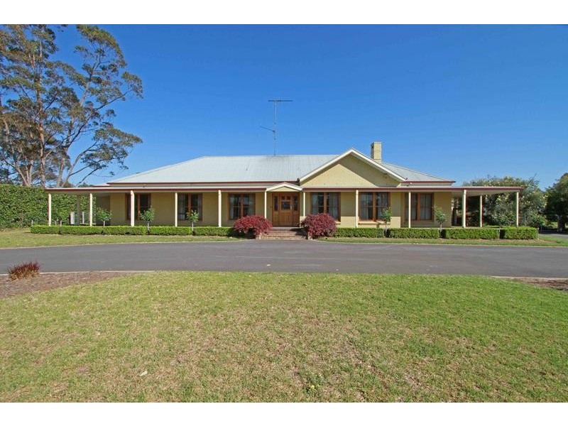 3 The Vines, Picton NSW 2571