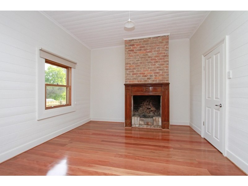 1/30 Wild Street, Picton NSW 2571