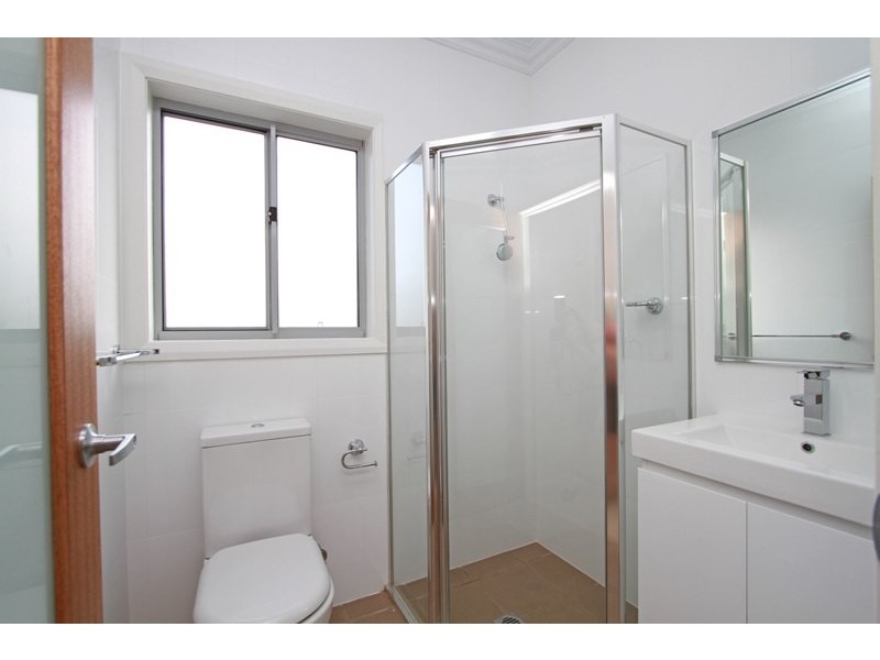 2/30 Wild Street, Picton NSW 2571