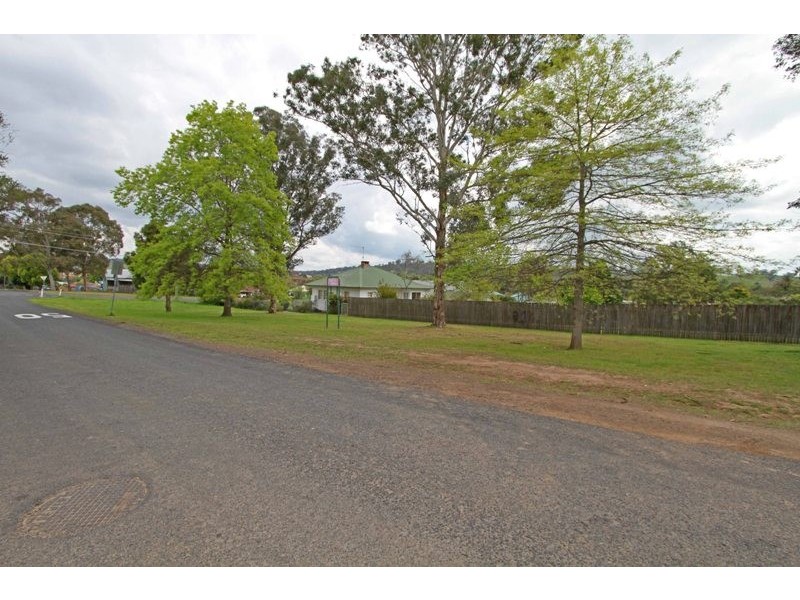 2/30 Wild Street, Picton NSW 2571