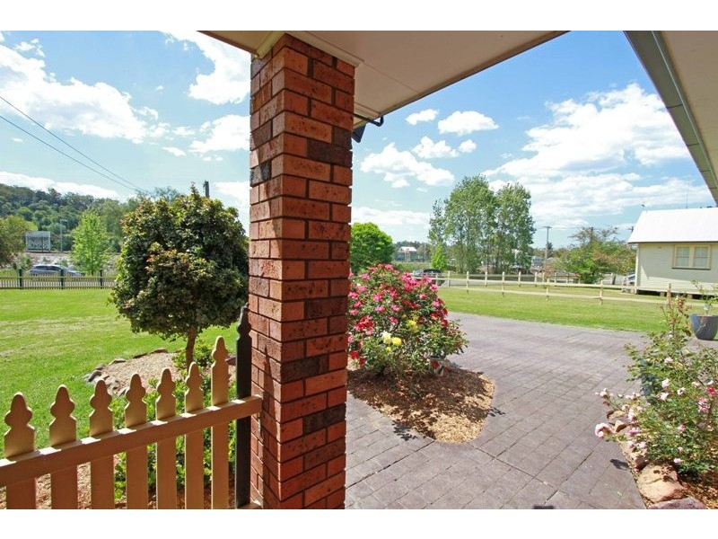 34 Station Street, Douglas Park NSW 2569
