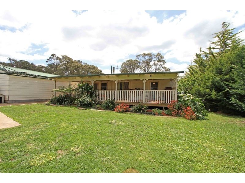 65 Byron Road, Tahmoor NSW 2573
