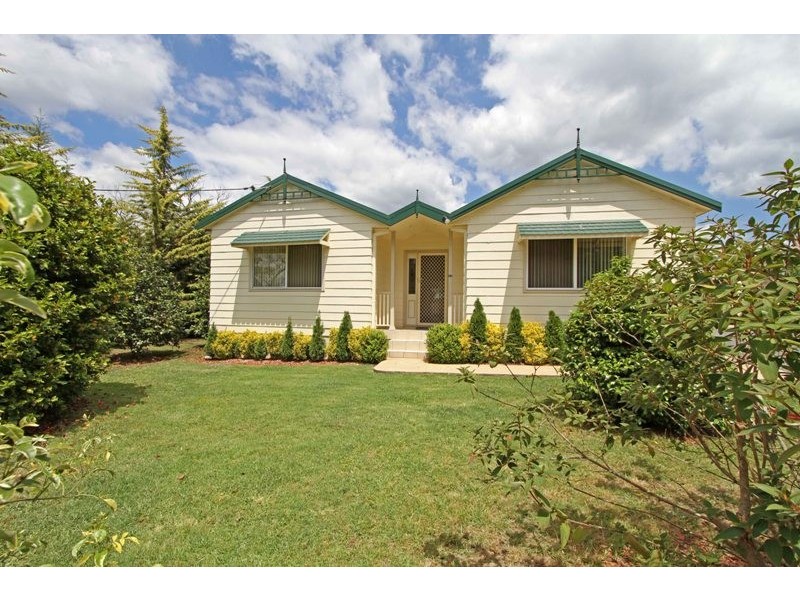 65 Byron Road, Tahmoor NSW 2573