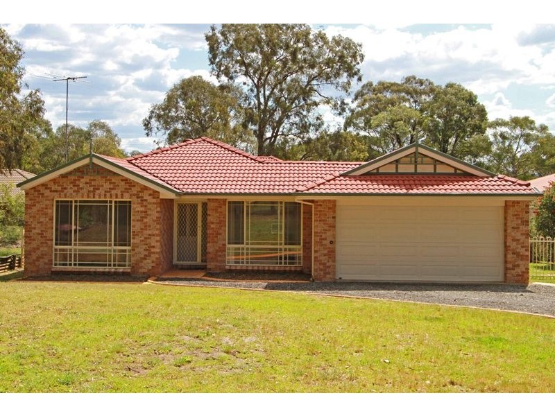 47 Dredge Avenue, Douglas Park NSW 2569