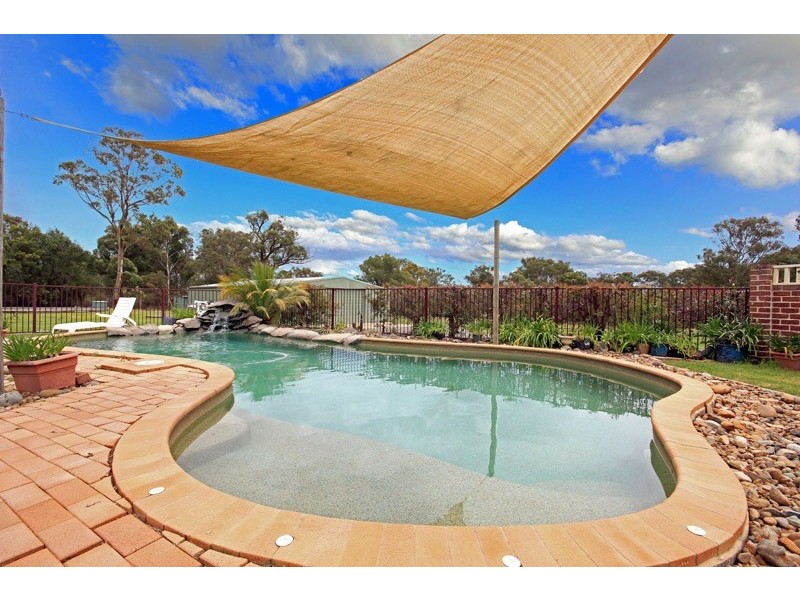 205 Nightingale Road, Pheasants Nest NSW 2574