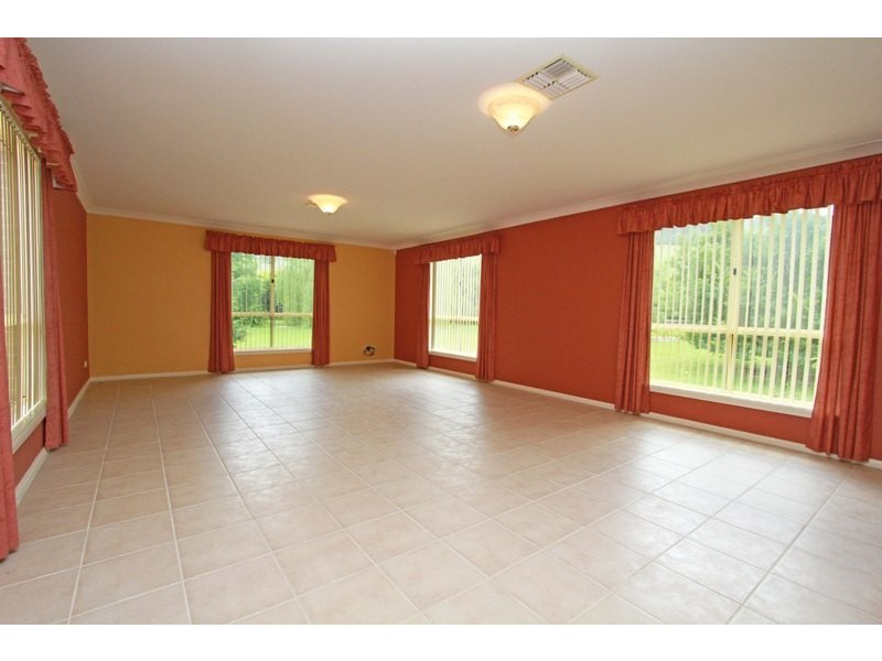 26 Kyeema Street, Picton NSW 2571