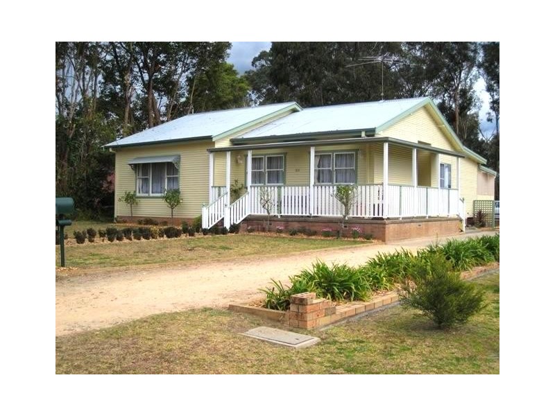 59 Carlton Road, Thirlmere NSW 2572