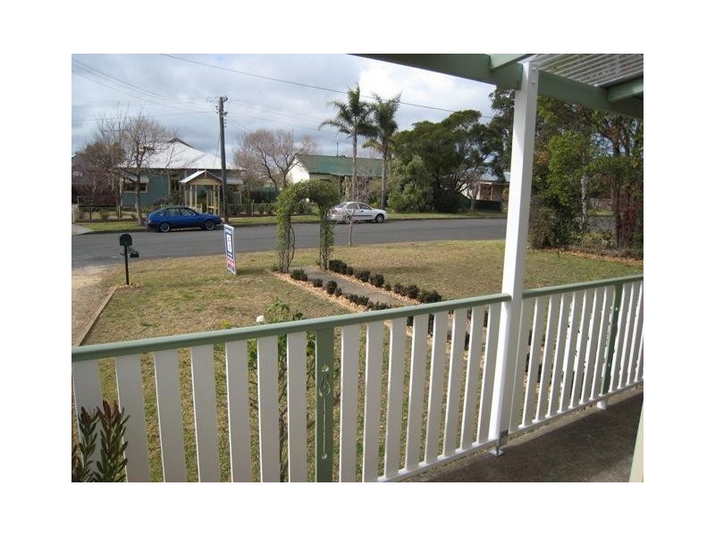 59 Carlton Road, Thirlmere NSW 2572