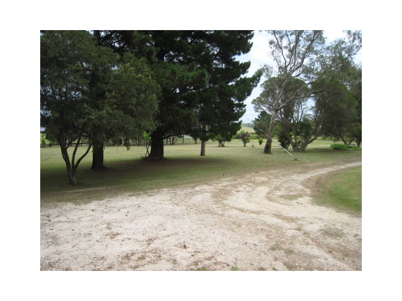 89 Donald’s Range Road, Razorback NSW 2571