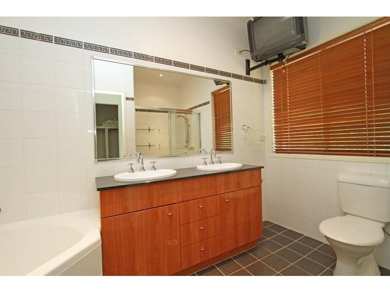 14 The Ironbarks, Picton NSW 2571