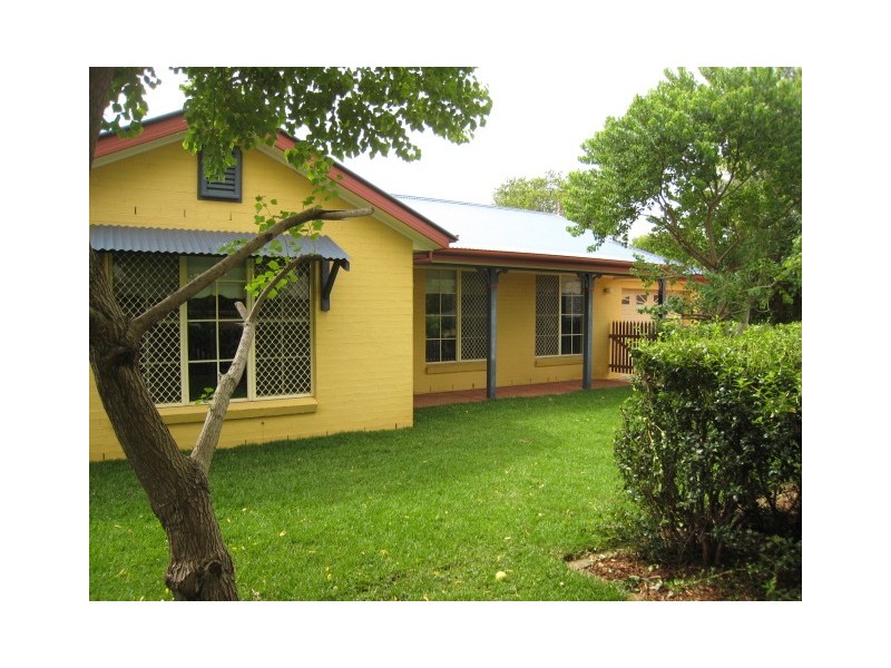 2/370 Argyle Street, Picton NSW 2571