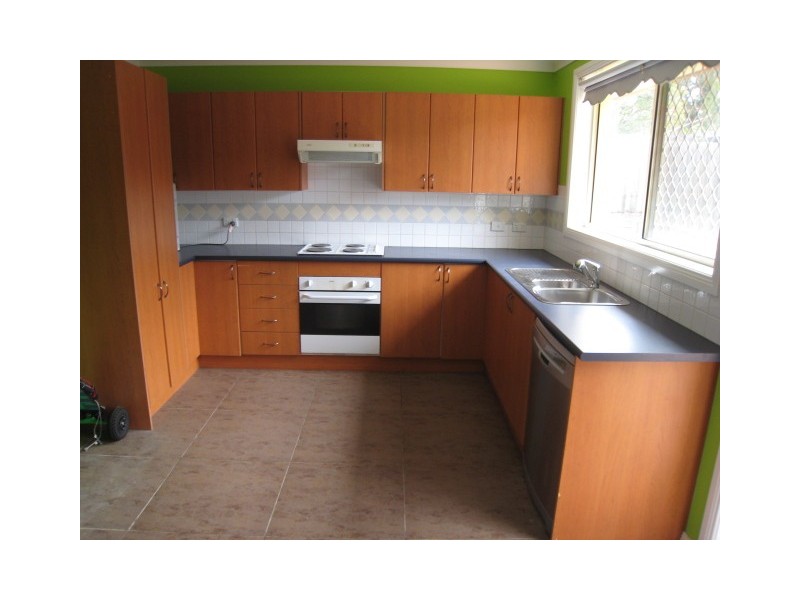 2/370 Argyle Street, Picton NSW 2571