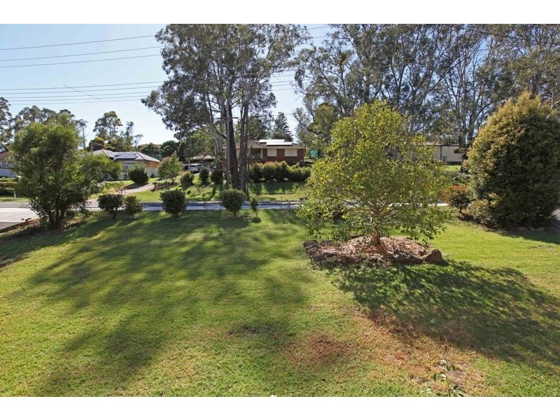 65 Remembrance Driveway, Tahmoor NSW 2573