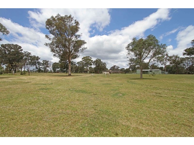 205 Nightingale Road, Pheasants Nest NSW 2574