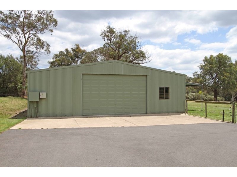 205 Nightingale Road, Bargo NSW 2574