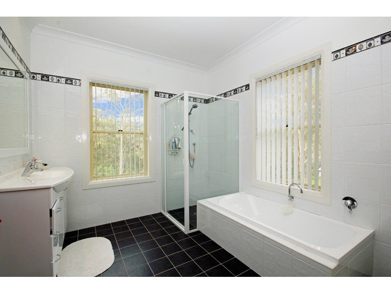 8 Whistler Close, Buxton NSW 2571