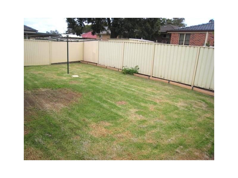 345B Thirlmere Way, Thirlmere NSW 2572