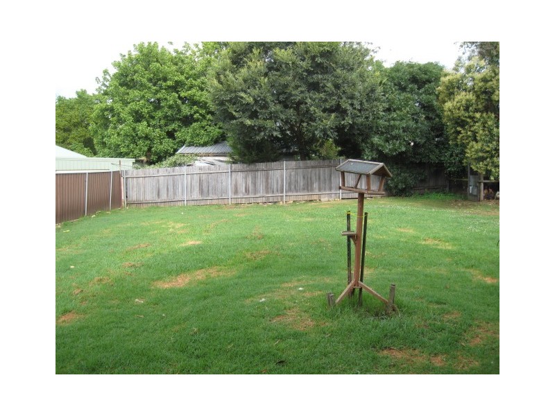 5 Darley Street, Thirlmere NSW 2572