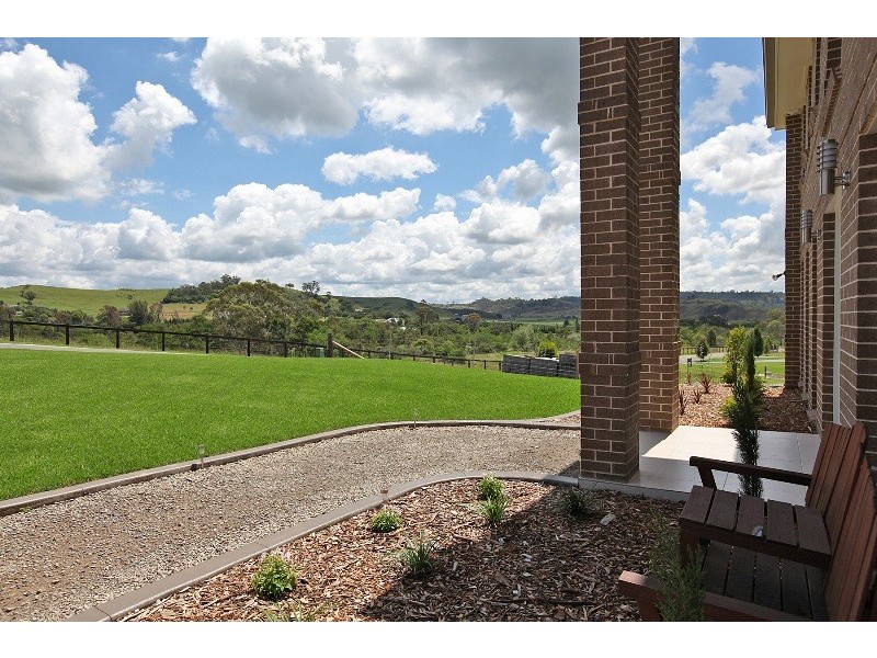2 Stargard Cresent, Picton NSW 2571
