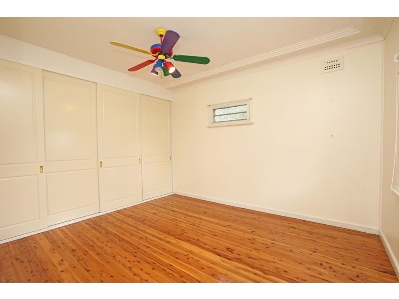 24 Victoria Road, Thirlmere NSW 2572