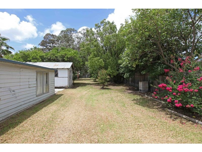 24 Victoria Road, Thirlmere NSW 2572