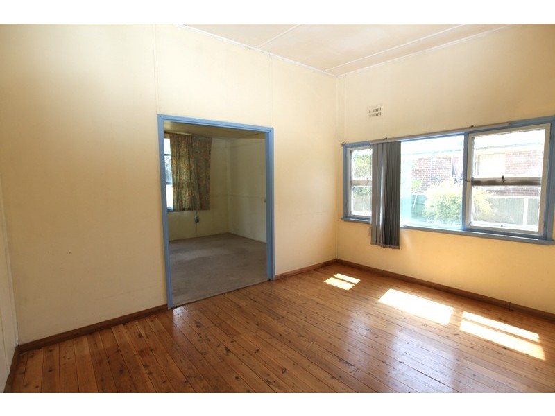 11 Rockford Road, Tahmoor NSW 2573