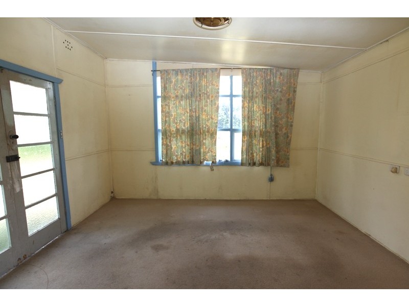 11 Rockford Road, Tahmoor NSW 2573