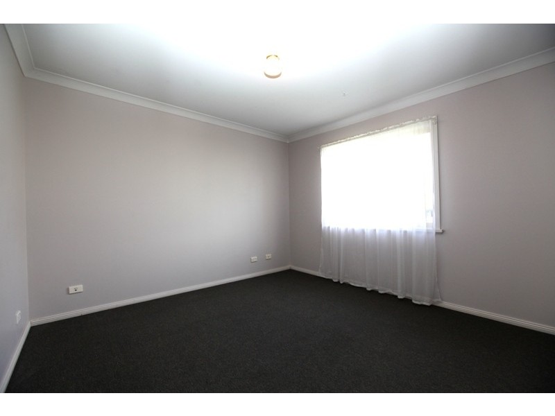 1/141 Menangle Street, Picton NSW 2571