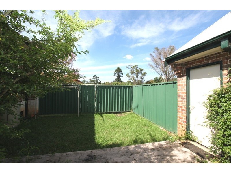 1/141 Menangle Street, Picton NSW 2571