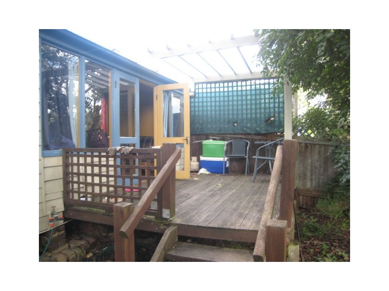 8 Campbell Street, Picton NSW 2571